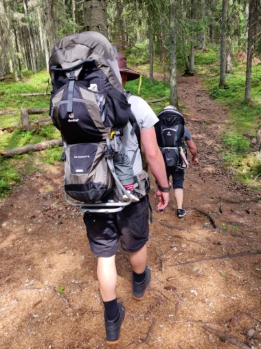 Pirunpesä lasten kanssa – päiväretki Hollolan upeaan rotkoon 5