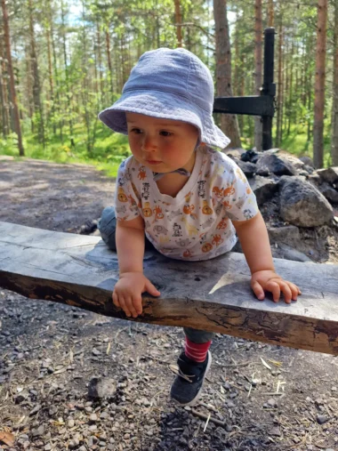 Pirunpesä lasten kanssa – päiväretki Hollolan upeaan rotkoon 11