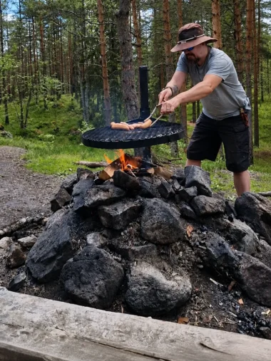 Pirunpesä lasten kanssa – päiväretki Hollolan upeaan rotkoon 23